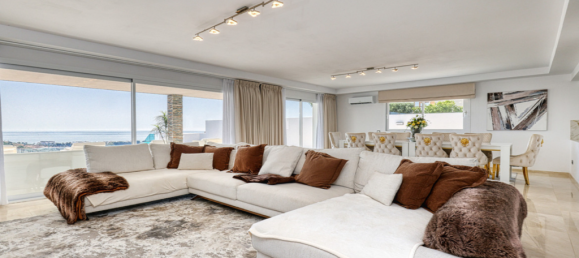 5 bedrooms Villa in Estepona, Spain No. 276674 25