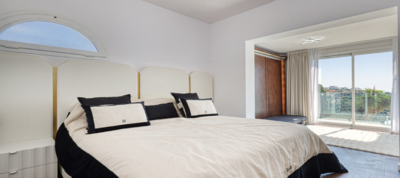 5 bedrooms Villa in Estepona, Spain No. 276674 5