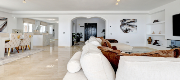5 bedrooms Villa in Estepona, Spain No. 276674 28