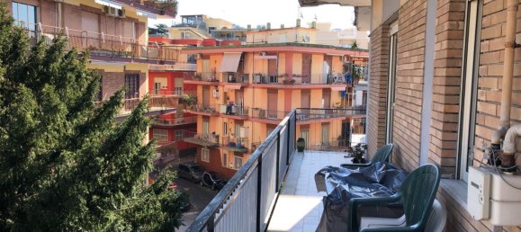 3 rooms Apartment in Pozzuoli, Italy No. 284475 5