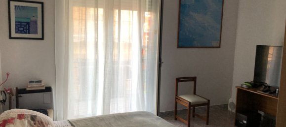3 rooms Apartment in Pozzuoli, Italy No. 284475 2