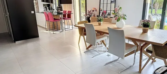 Casa de 4 dormitorios en Bondoufle, France No. 350393 3