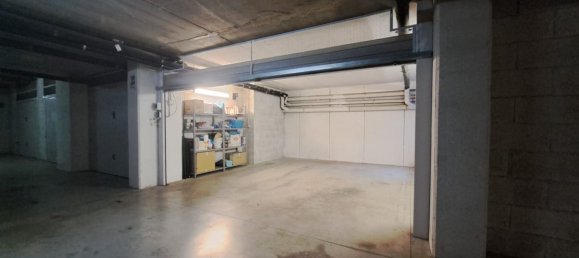 30m² Garage in Rome, Italy No. 370049 6