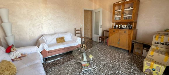 4 rooms Apartment in Bitonto, Italy No. 34397 9