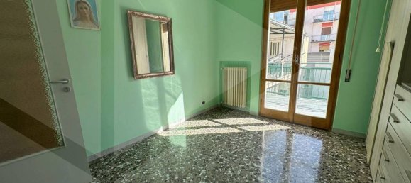 4 rooms Apartment in Bitonto, Italy No. 34397 25
