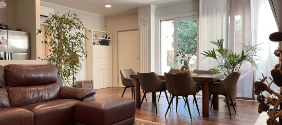 Villa de 6 habitaciónes en Cairate, Italy No. 16309 9