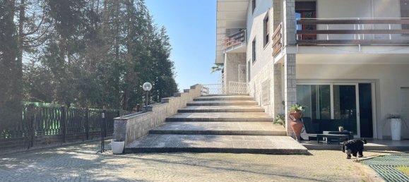 Villa de 6 habitaciónes en Cairate, Italy No. 16309 5