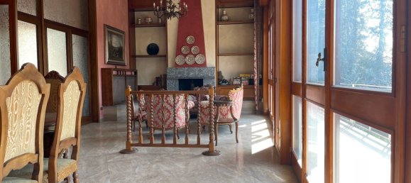 Villa de 6 habitaciónes en Cairate, Italy No. 16309 21