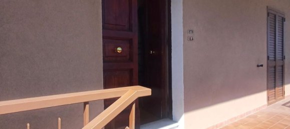 7 rooms Penthouse in Città Sant'Angelo, Italy No. 35016 3