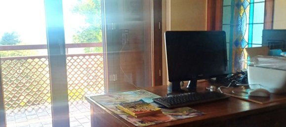 7 rooms Penthouse in Città Sant'Angelo, Italy No. 35016 15