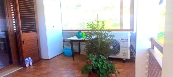 7 rooms Penthouse in Città Sant'Angelo, Italy No. 35016 49