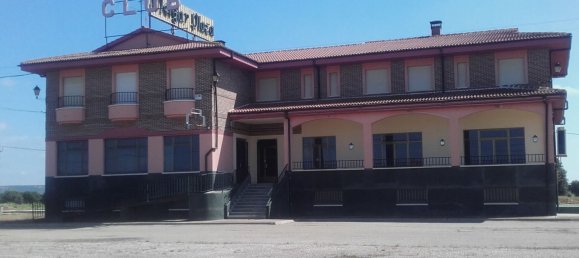  عقار تجاري في La Baneza, Spain 960متر مربع رقم 156444 2