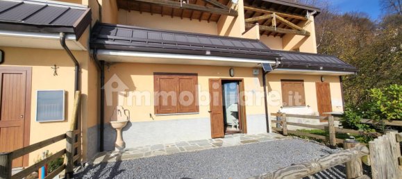 2 bedrooms Villa in Germagno, Italy No. 141820 3