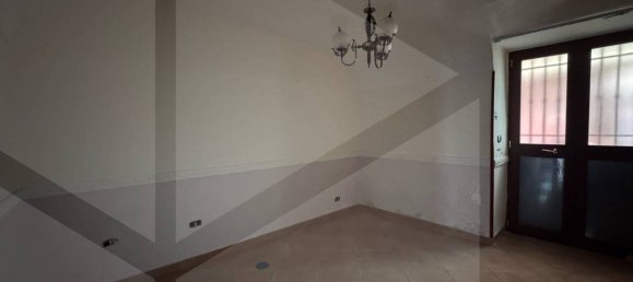 Studio in Ercolano, Italy, Nr. 32248 23