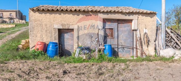 5 rooms House in Grammichele, Italy No. 173696 3