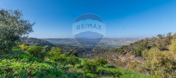 5 rooms House in Grammichele, Italy No. 173696 11