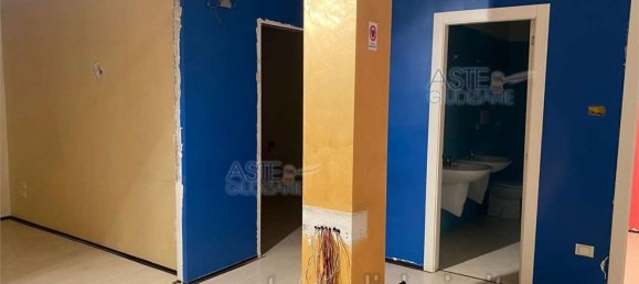 3 rooms Apartment in Rimini, Italy No. 11406 10