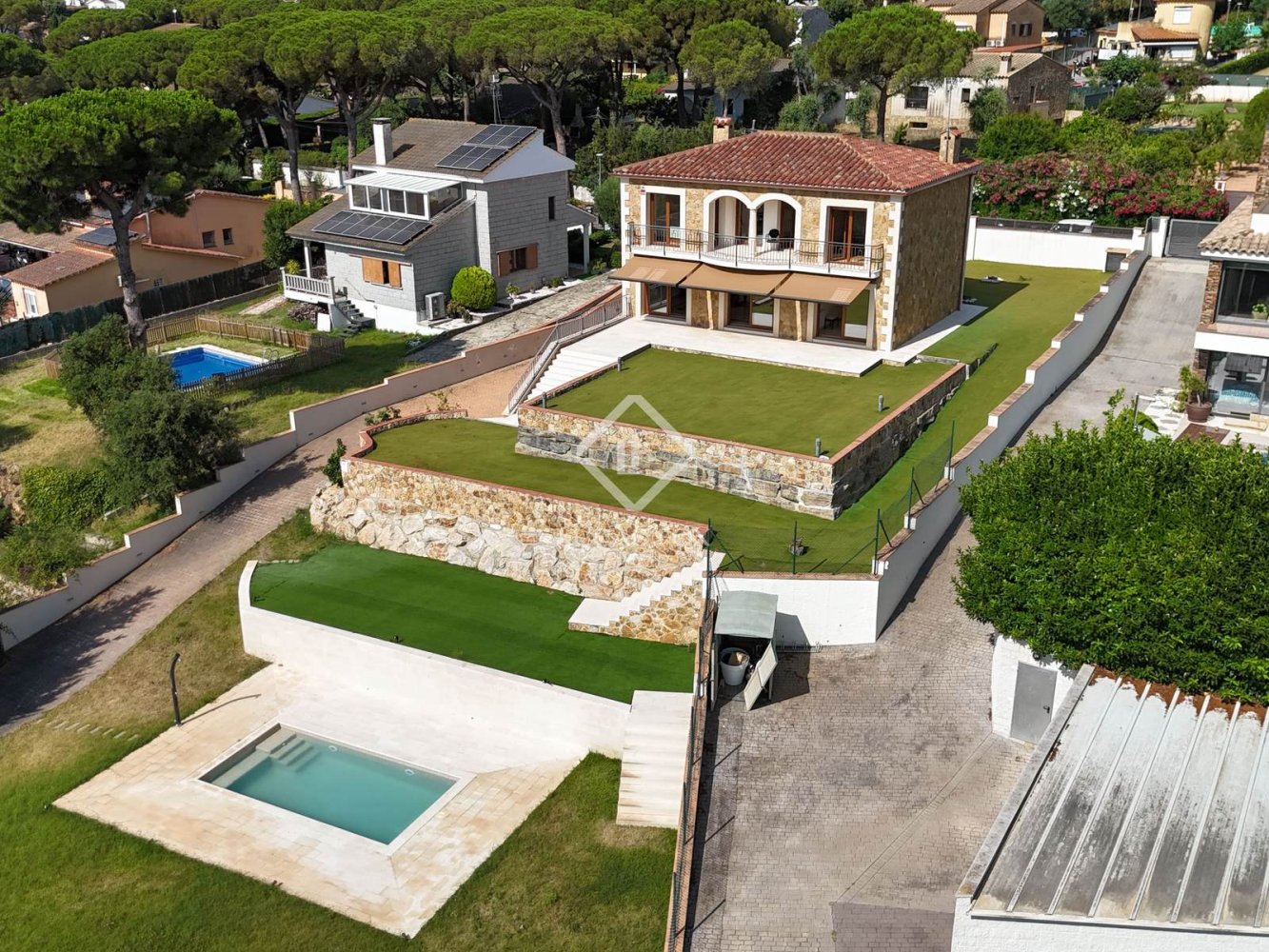 Вилла с 4 спальнями в Калонже, Испания № 163039