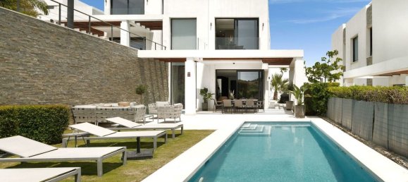 Villa de 5 dormitorios en Marbella, Spain No. 180813 18