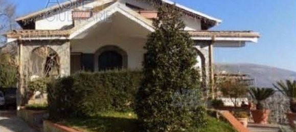 5غرفة شقة في San Gregorio Magno, Italy رقم 182028 5