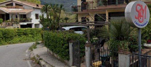 5غرفة شقة في San Gregorio Magno, Italy رقم 182028 2