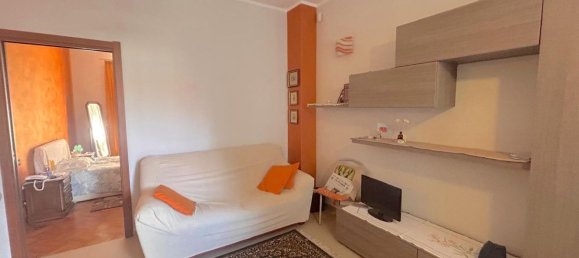 2 bedrooms Apartment in Turin, Italy No. 344177 10