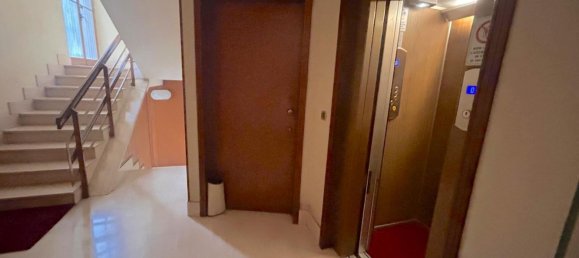 2 bedrooms Apartment in Turin, Italy No. 344177 5