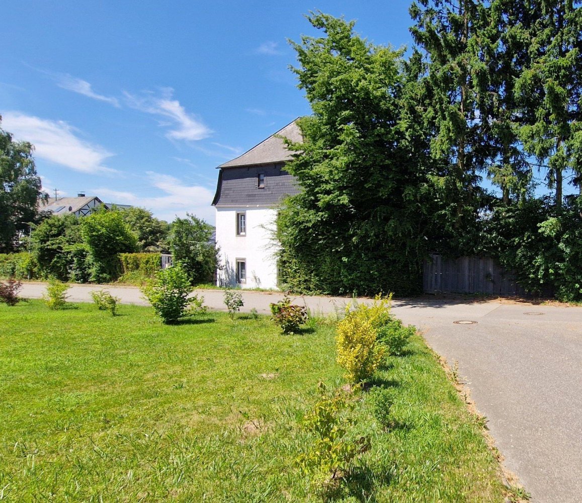 11 rooms House in Rhein-Hunsruck, Germany No. 242760