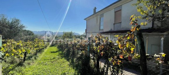  Castillos de 4 dormitorios en Alvito, Italy No. 55818 33