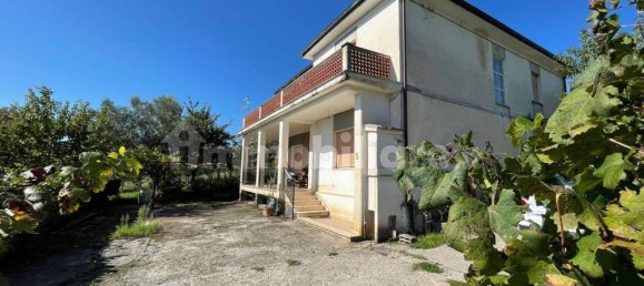  Castillos de 4 dormitorios en Alvito, Italy No. 55818 16