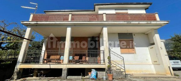  Castillos de 4 dormitorios en Alvito, Italy No. 55818 3