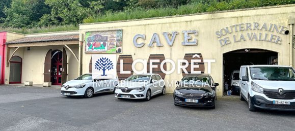 Propiedad comercial de 1 dormitorio en Bressuire, France No. 281720 4