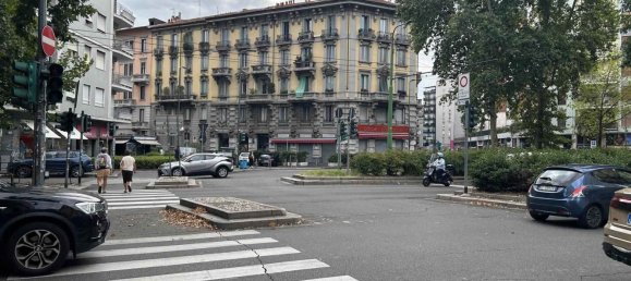 Gewerbliche Immobilie in Milan, Italy 42m², Nr. 295399 5
