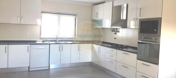 Вилла с 4 спальнями в Калдаш да Раинья, Португалия № 135092 10