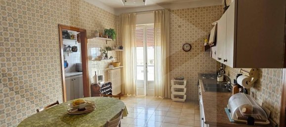 3-salle Appartement à Locorotondo, Italy No. 30711 16