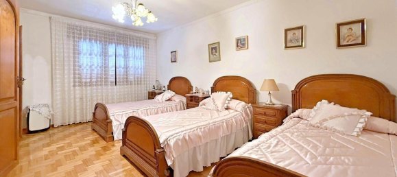 5 bedrooms House in Rois, Spain No. 60110 19