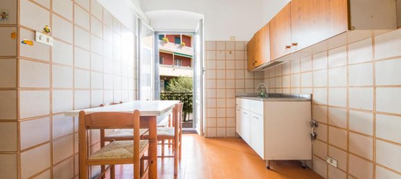 7 rooms Apartment in Genoa, Italy No. 35305 97