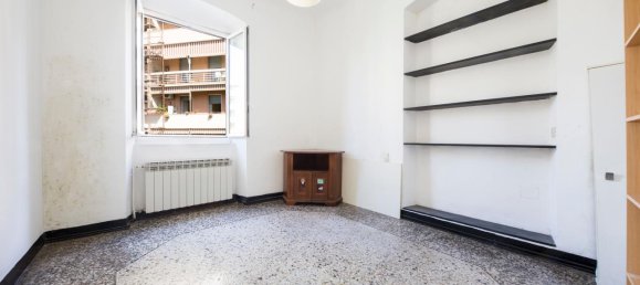 7 rooms Apartment in Genoa, Italy No. 35305 53