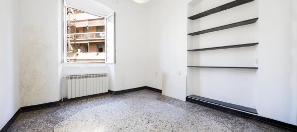 7 rooms Apartment in Genoa, Italy No. 35305 71