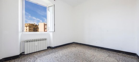 7 rooms Apartment in Genoa, Italy No. 35305 9