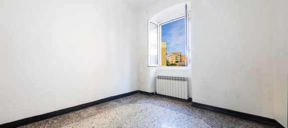 7 rooms Apartment in Genoa, Italy No. 35305 20