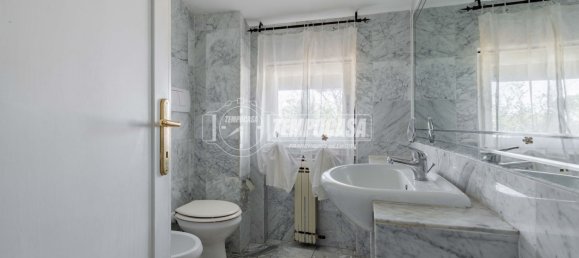 6 rooms House in Fiumicino, Italy No. 212850 8