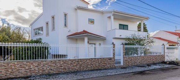 4 bedrooms House in Seixal, Portugal No. 22536 2