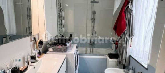 1 bedroom Apartment in Turin, Italy No. 324676 8
