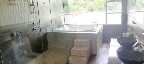 4 bedrooms House in Santo Domingo, Costa Rica No. 1268 2