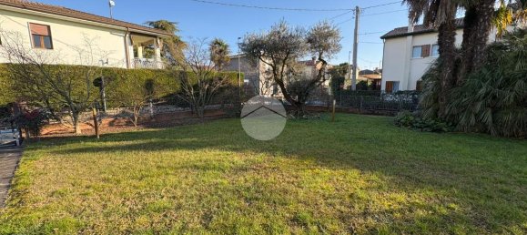 5 rooms Villa in Fiesso d'Artico, Italy No. 2499 2