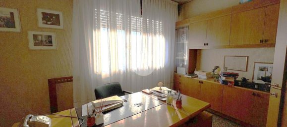 5 rooms Villa in Fiesso d'Artico, Italy No. 2499 33