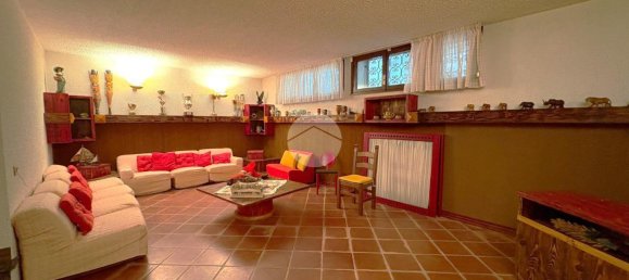 5 rooms Villa in Fiesso d'Artico, Italy No. 2499 46