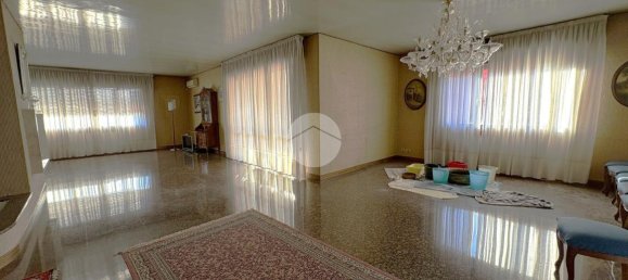 5 rooms Villa in Fiesso d'Artico, Italy No. 2499 20