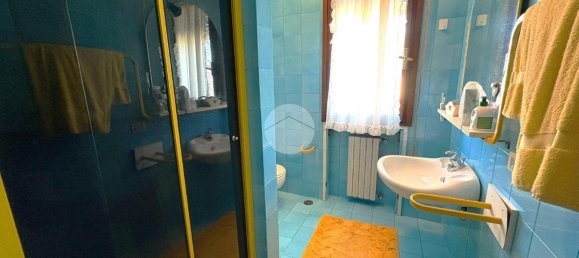 5 rooms Villa in Fiesso d'Artico, Italy No. 2499 48